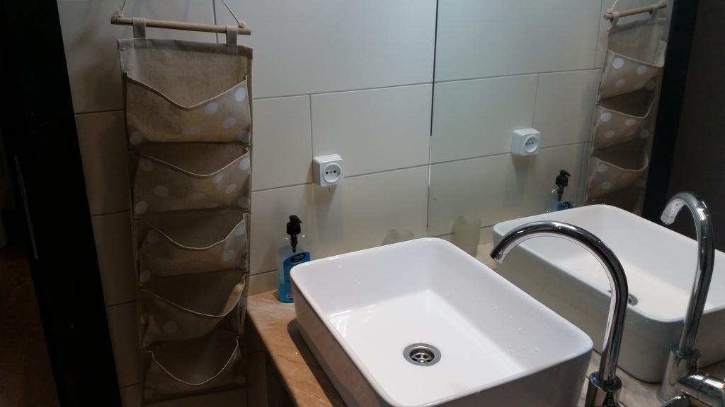 2 Room Cozy Apartment In Bakuriani Oda fotoğraf